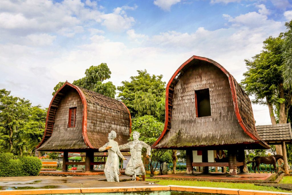 Rumah Adat Bubuhan